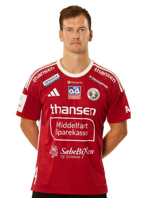Nummer 9<BR>Martin Bisgaard